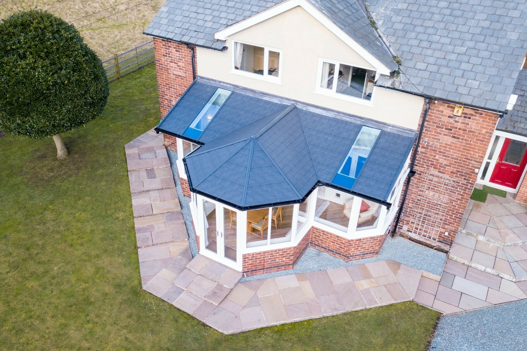 Foxtons Frames | Conservatories | Orangeries | Extensions | Replacement Roof Systems | Tinted Self-Clean Glass Roofs | Windows & Doors | Garden Rooms